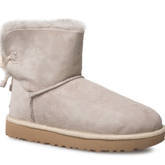 Ugg Selene oyster boots size 9 - Picture 1 of 10